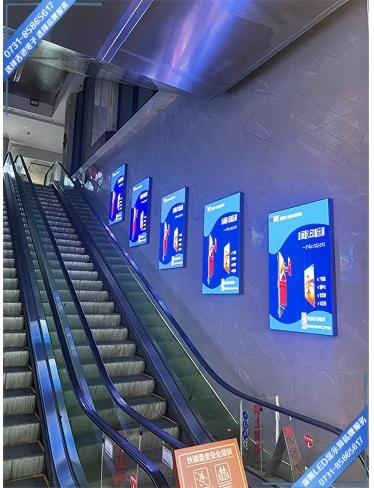 長(zhǎng)沙望城某大廈LED商業(yè)展示顯示屏